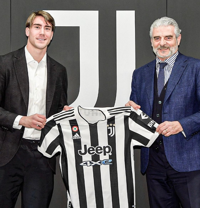 巴西逆转利物浦，弗拉霍维奇制霸全场的简单介绍