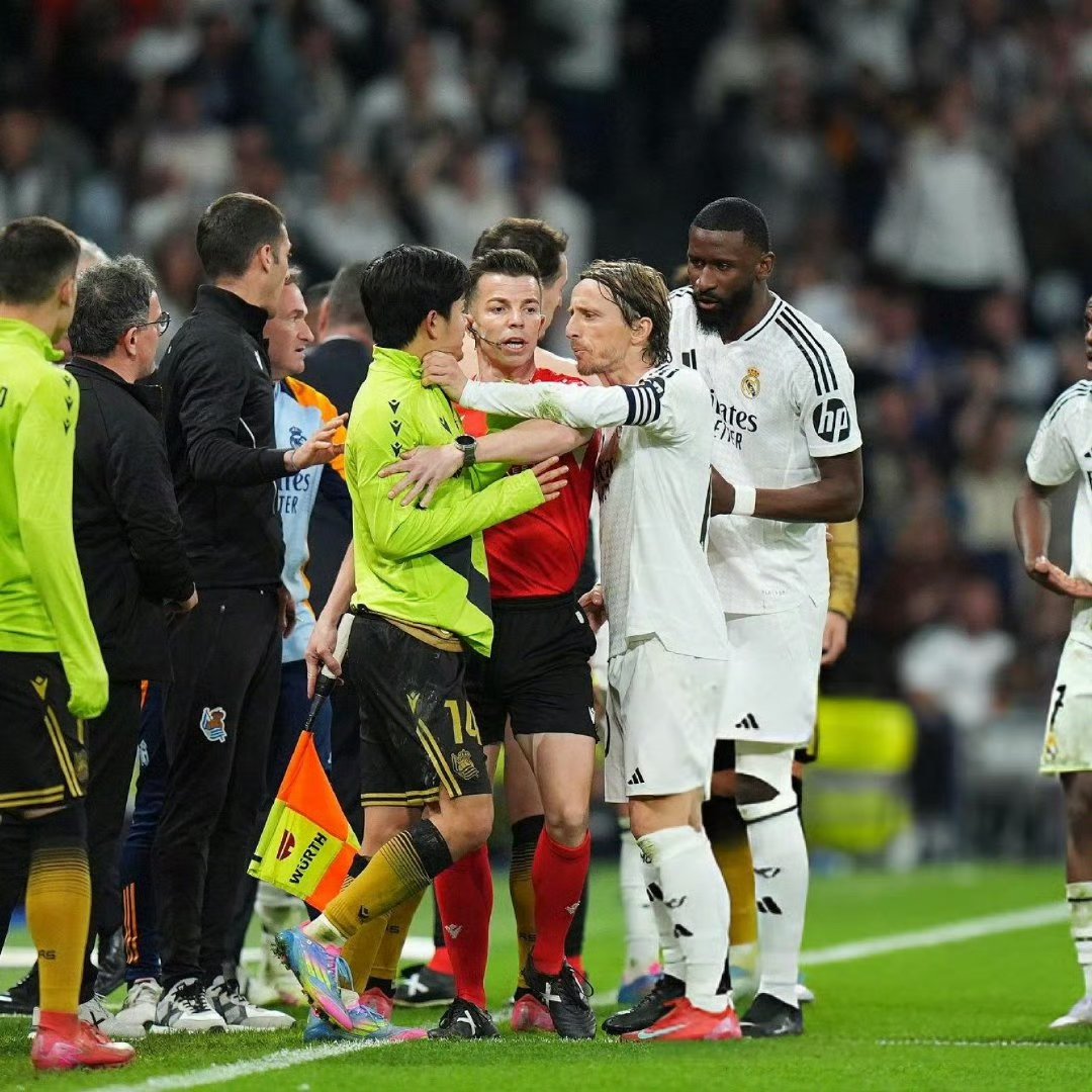 关于西班牙绝地反击丹麦，莫德里奇绝境逆转的信息