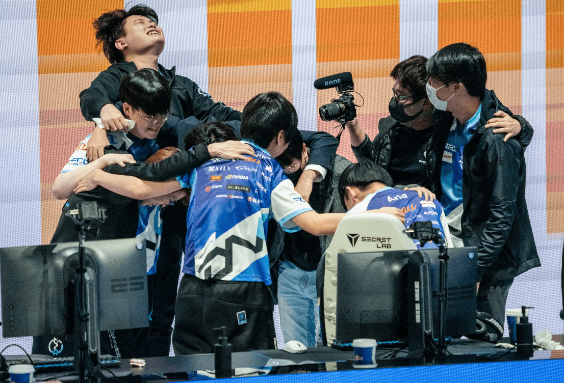 C9力克V5，Peanut统治全场