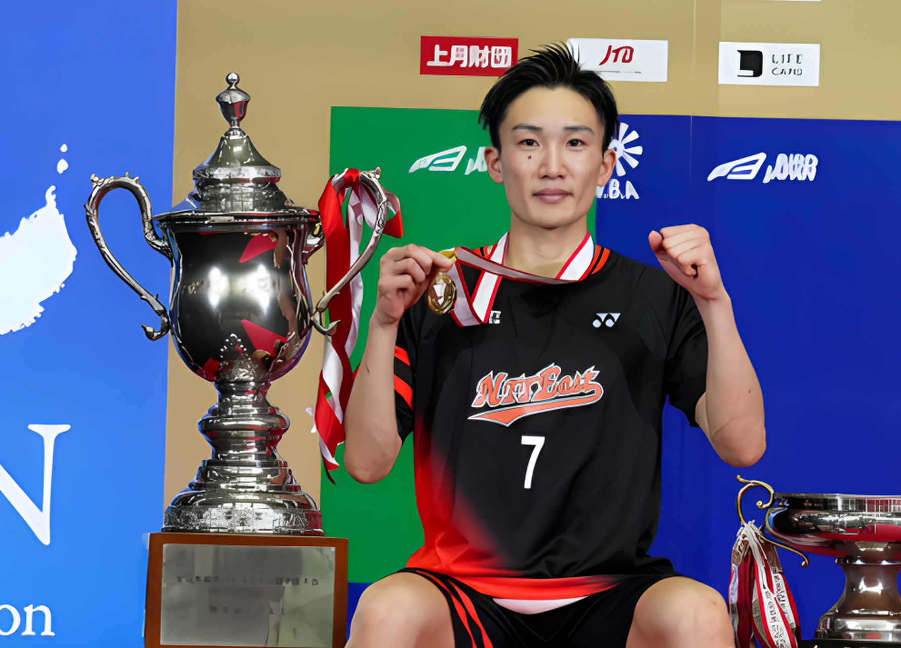 韩国羽毛球队逆转印尼羽毛球队，桃田贤斗制霸全场的简单介绍