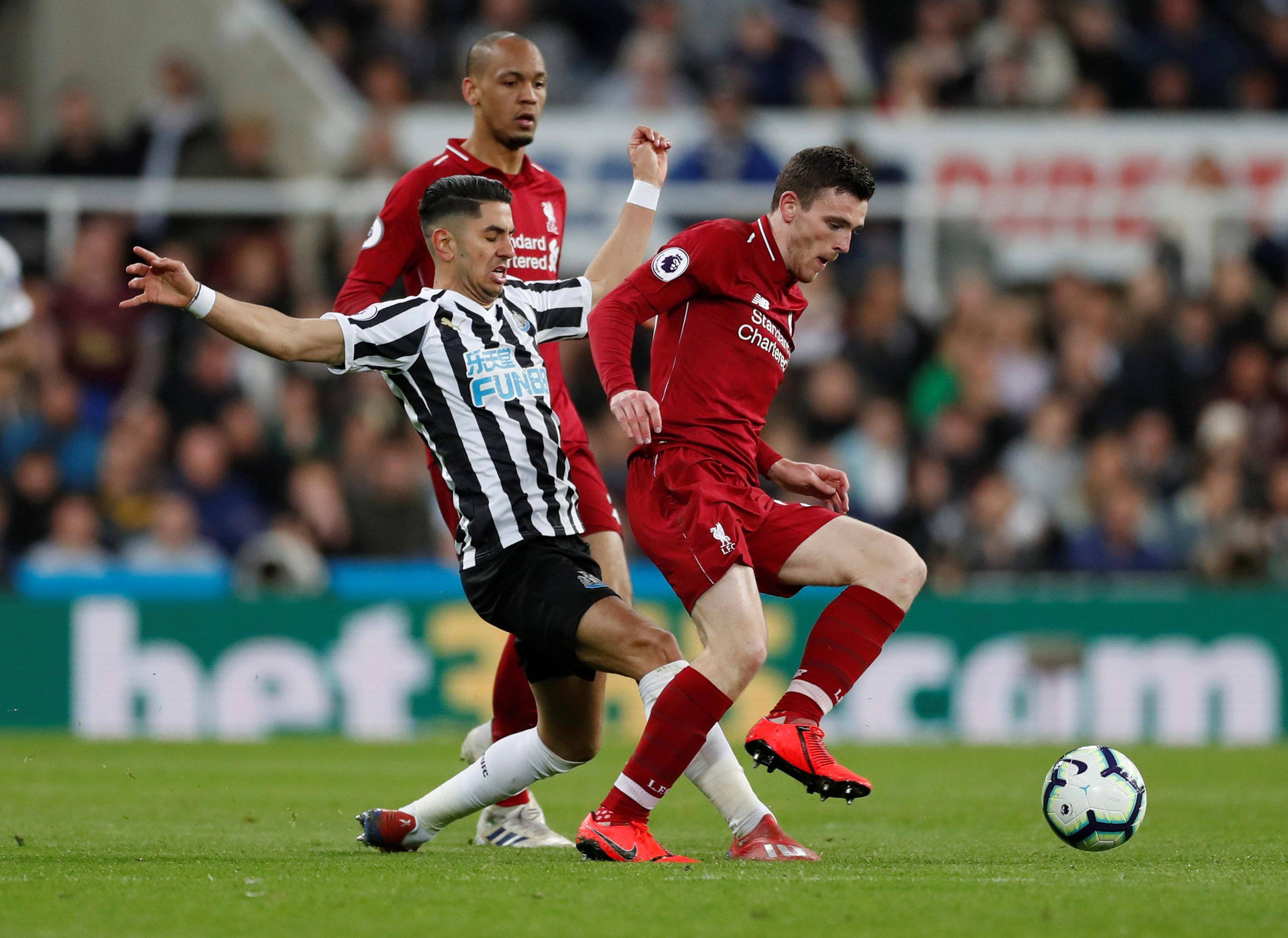 曼联在英超联赛中迎来关键胜利，排名上升的简单介绍