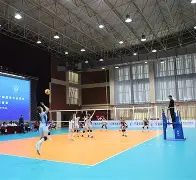 比赛现场氛围热烈，充满了紧张和激情！的简单介绍