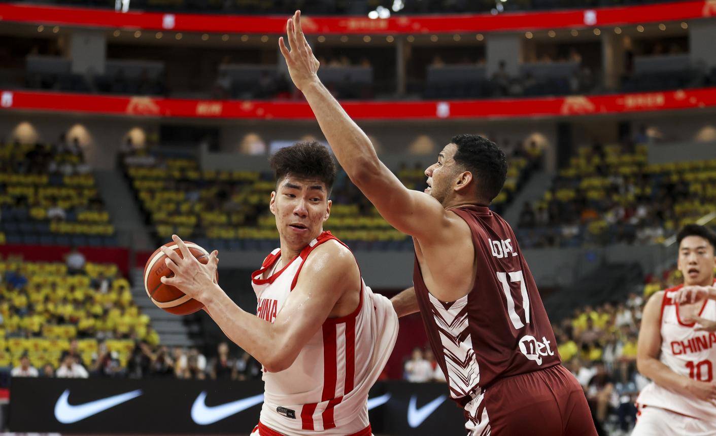 精彩瞬间回放，球队全神贯注备战的简单介绍