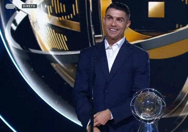 葡萄牙前锋获得最佳球员奖项，实力备受称赞的简单介绍