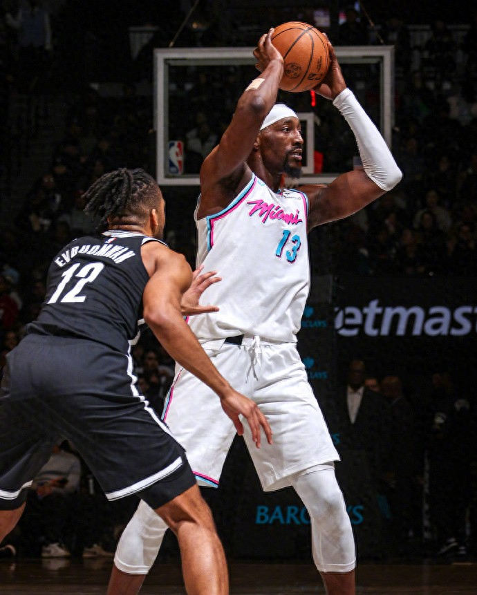 关于篮网队主场力克对手，取得胜利的信息