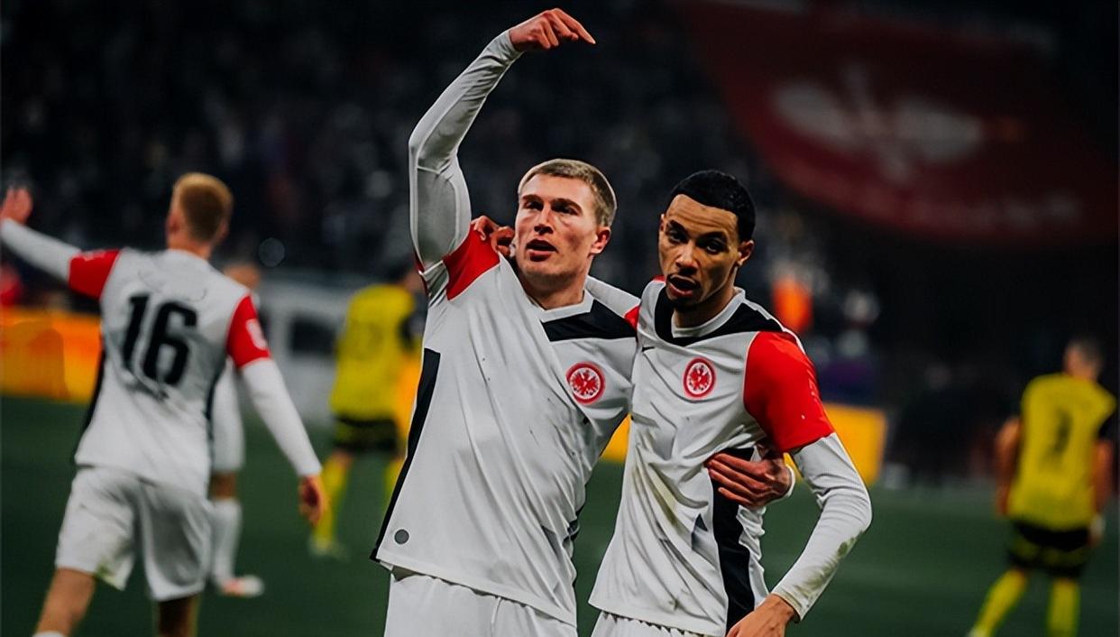 集锦：法兰克福主场击败对手，追逐前列球队的简单介绍