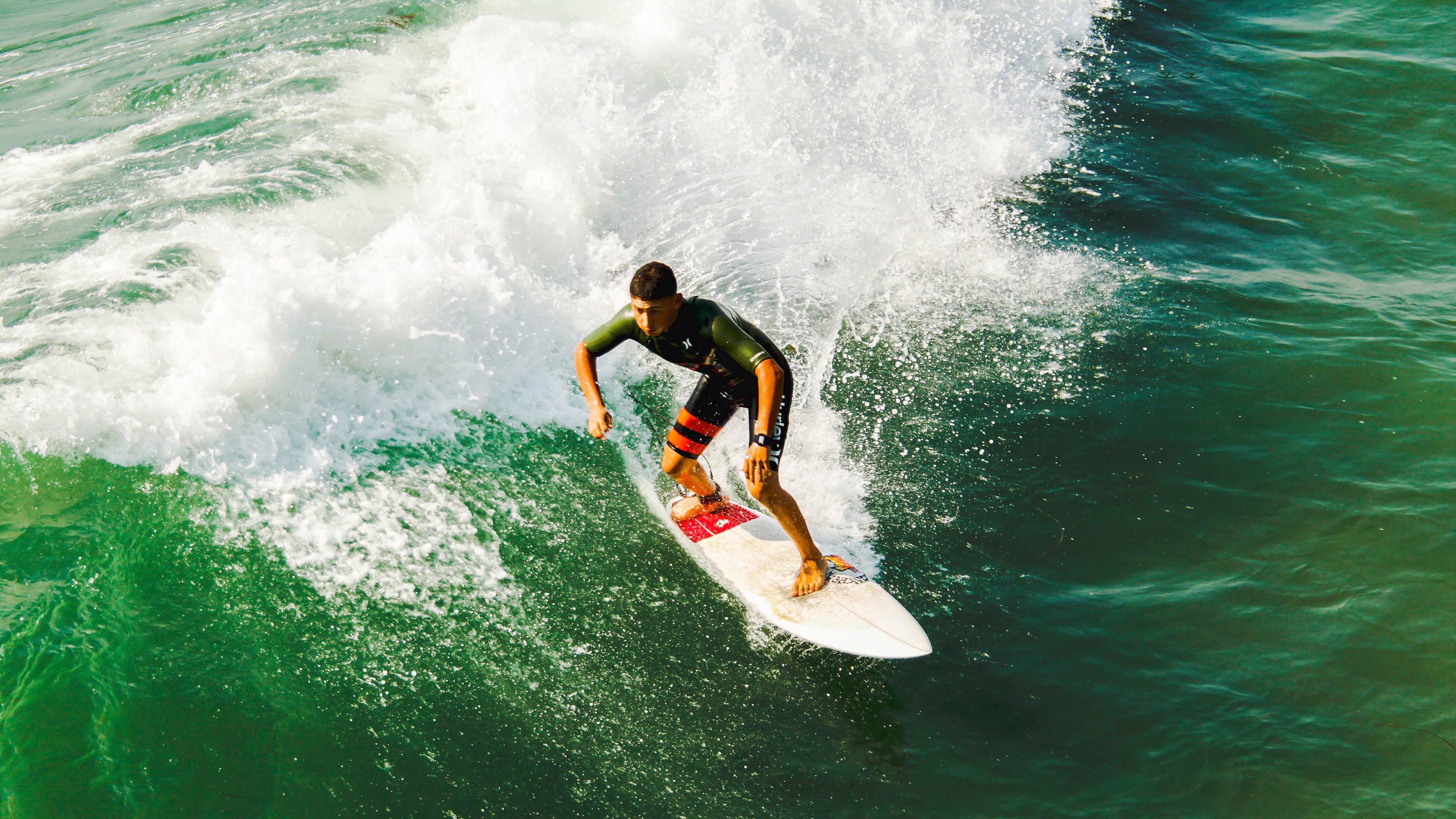 哥斯达黎加正面击溃奥地利，阿拉巴从后防核心到关键先生的华丽转身