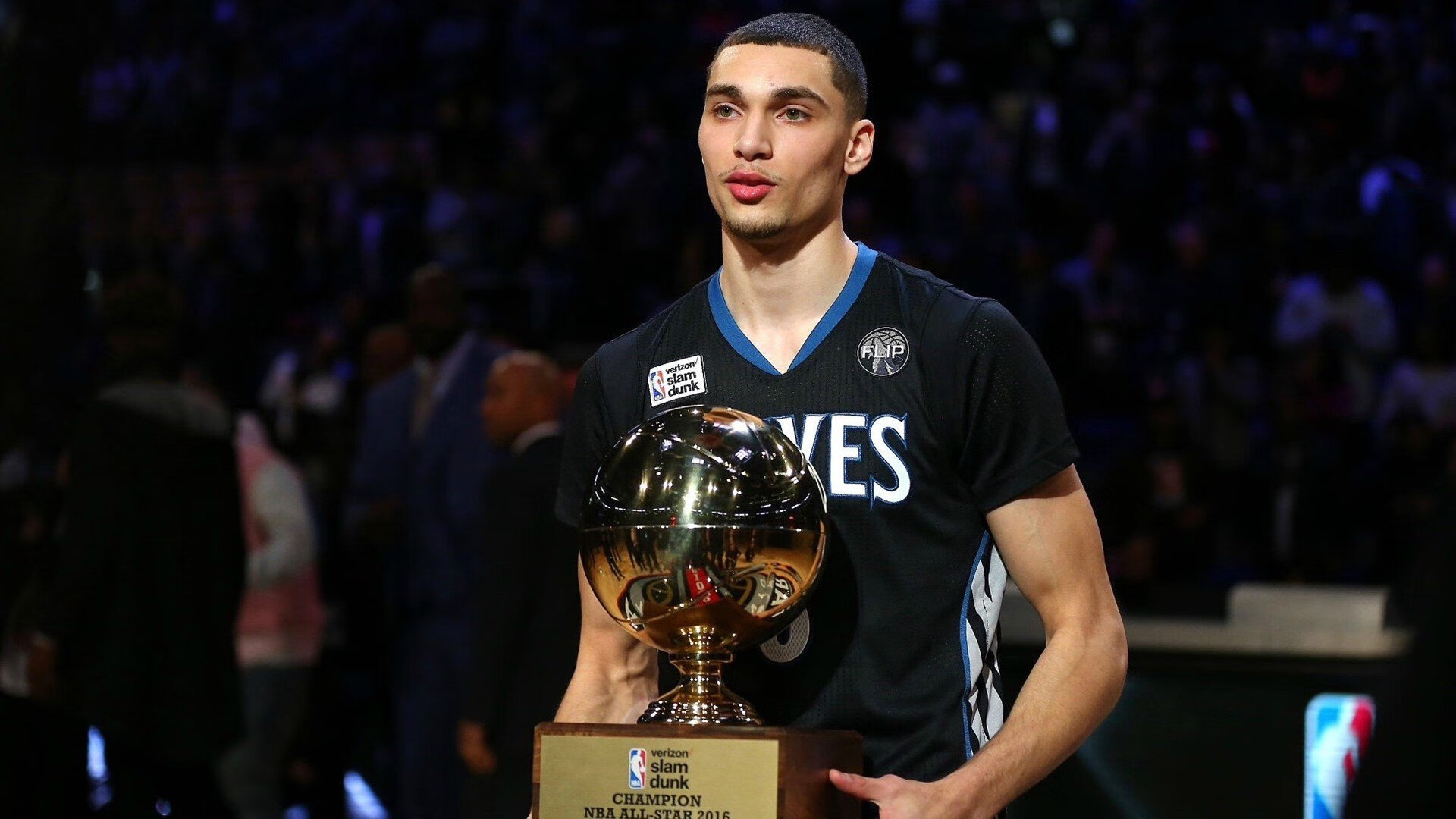 塔图姆持续制造杀伤，上海队打穿快船，篮球智慧的双重启示